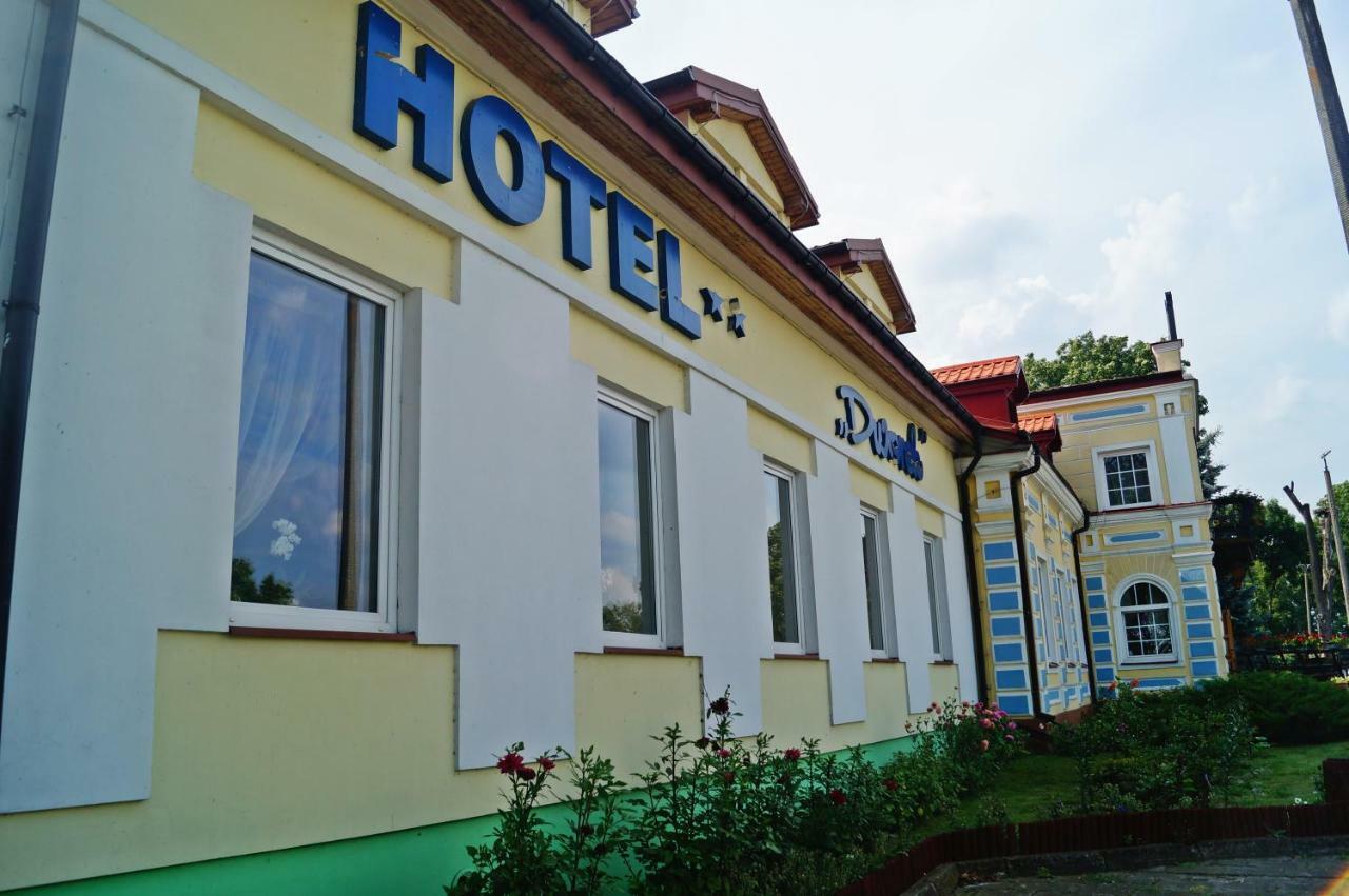 Bed and breakfast Dwor Dluzniewo Extérieur photo